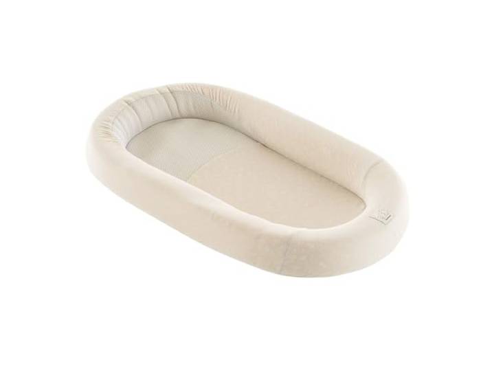 TRÄUMELAND Babynest HOME – atmungsaktives und weiches Babynest mit 3D-Luftpolster – Tragbare Schlafunterlage – Ideal für Neugeborene – Komfort & Sicherheit für Zuhause & unterwegs