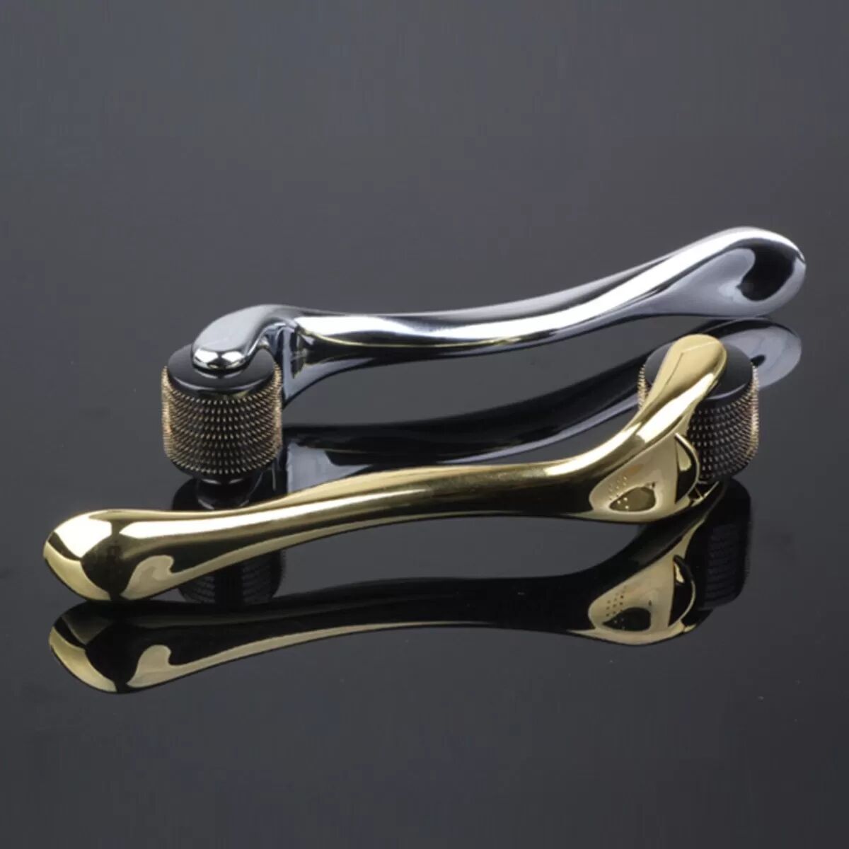 INF Gold 0,3mm 540-Nadel Derma-Roller – Microneedling-Roller für Gesicht und Körper gegen Falten, Poren und Dehnungsstreifen Gold 0,75 mm