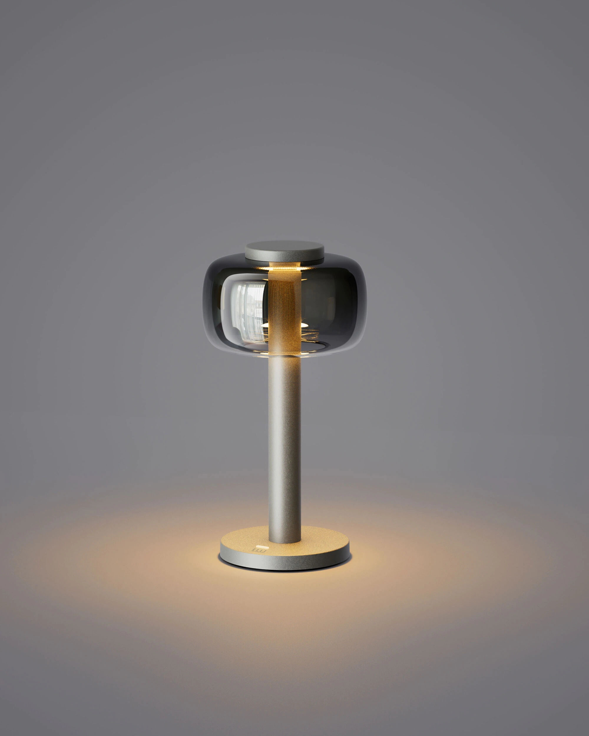 ELLE Decoration Lampada da Tavolo Ricaricabile LED, Argento Opaco, Trasparente Odeon