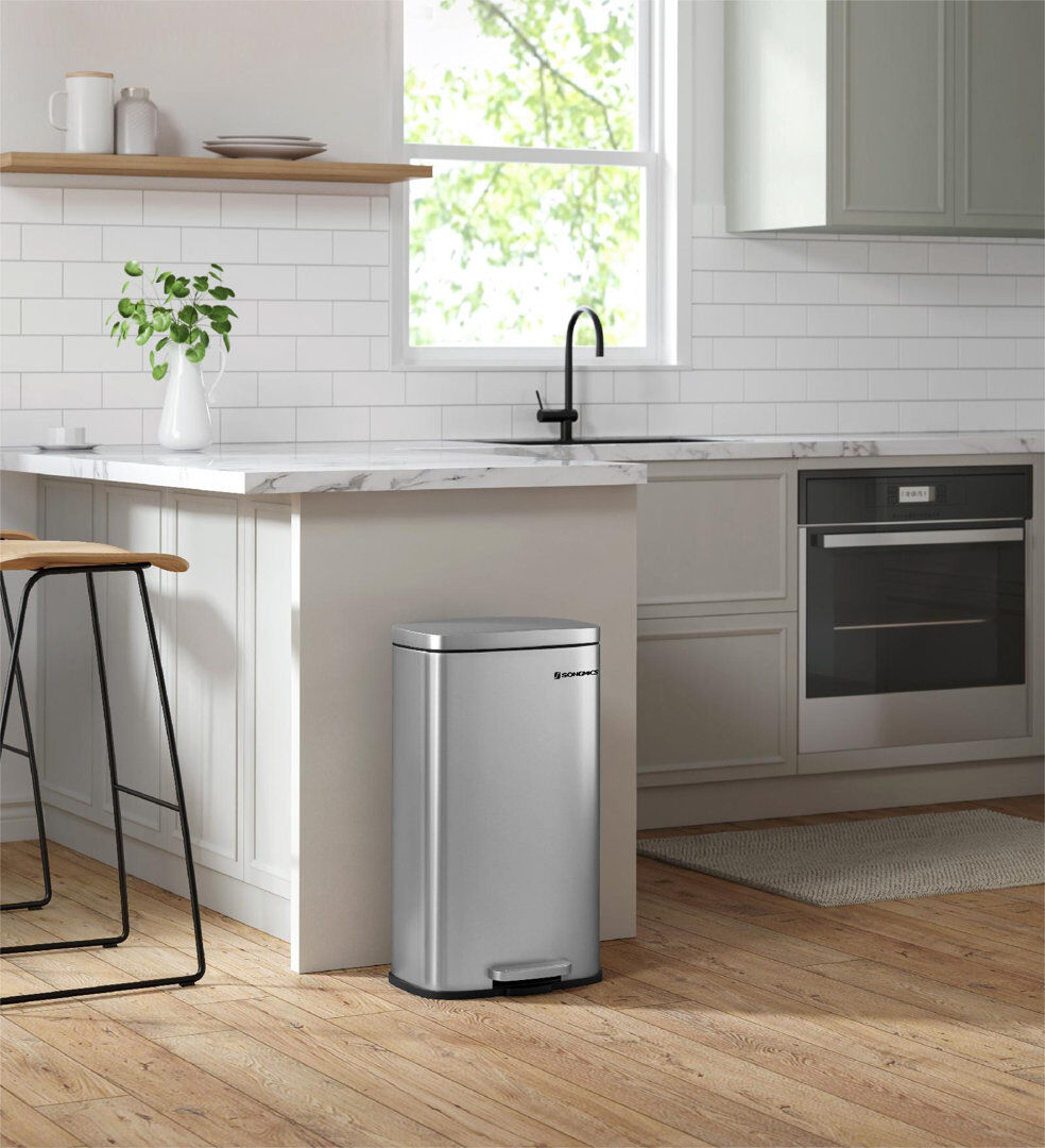 Songmics Steel Step On and Odour Seal Kitchen Rubbish Bin Silver 30L