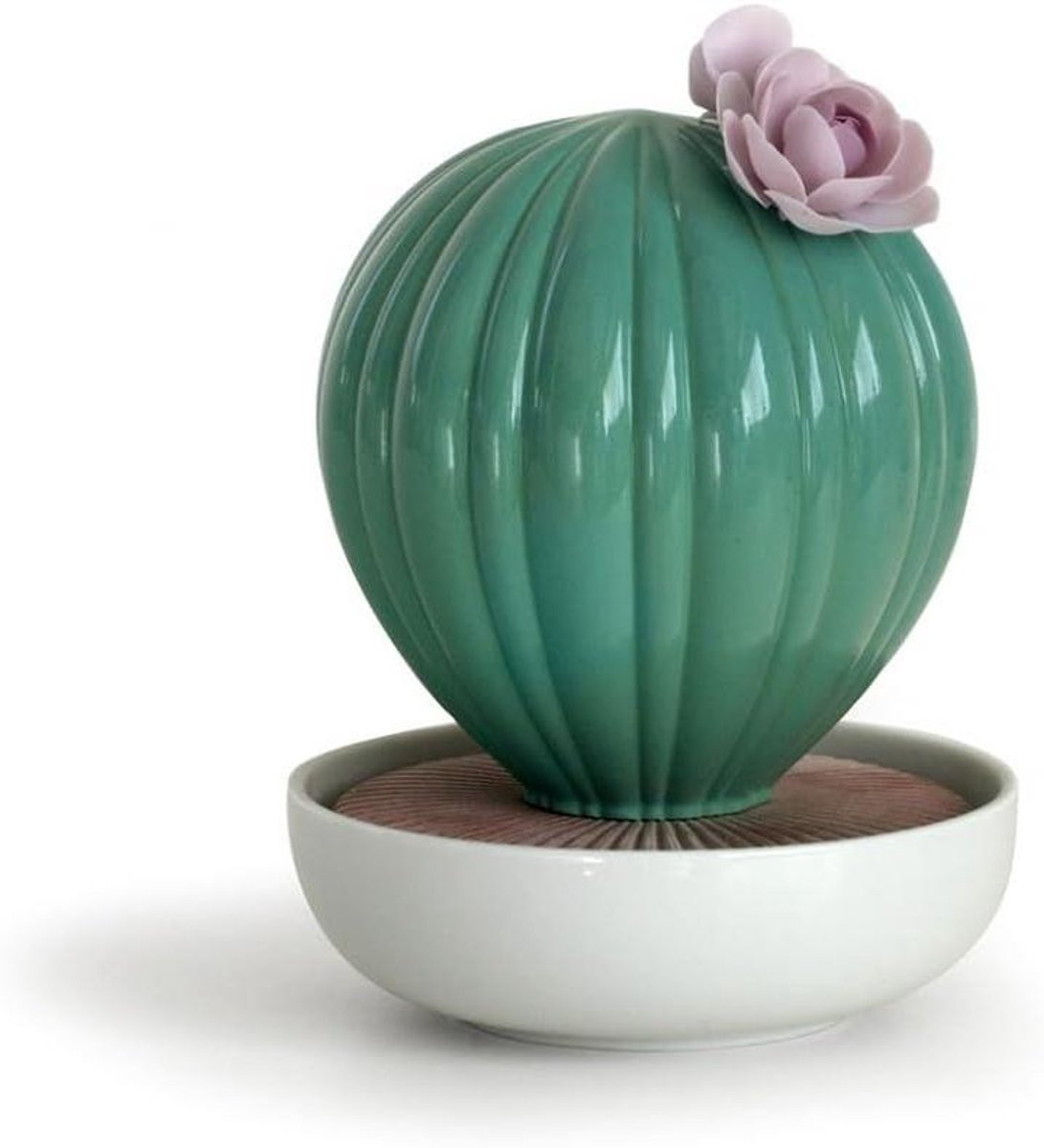 Groen Porseleinen Cactus Beeldje voor op de Tafel