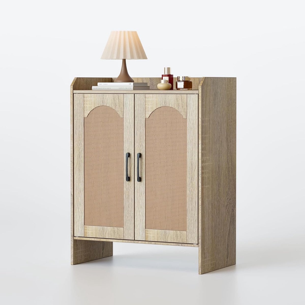Vrijstaande schoenenkast met rotan en houten deuren in boho stijl, Bruin