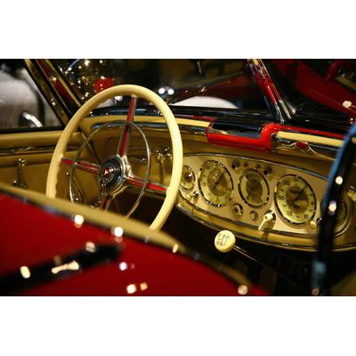 Fototapete PAPERMOON "Klassisches Benz Interieur", bunt, B:2,5m L:1,86m, Vlies, Tapeten