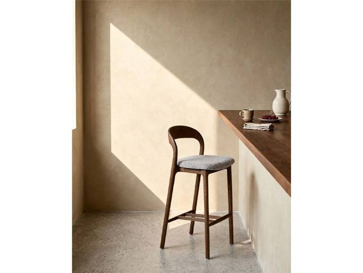 Chaise de bar en bois style noyer 45x48x95 5cm siège confortable pour cuisine et comptoir