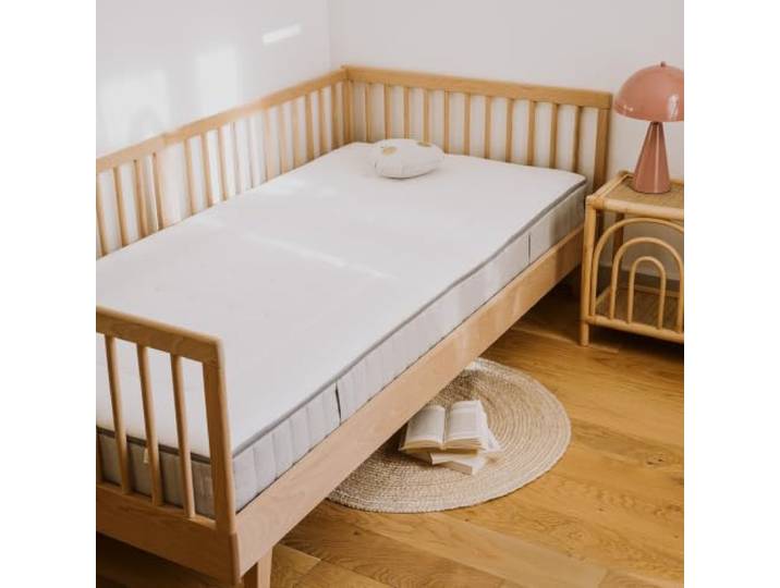 Kadolis Kindermatratze 90x190x17 cm Evo R – Taschenfedern, belüftete Konstruktion