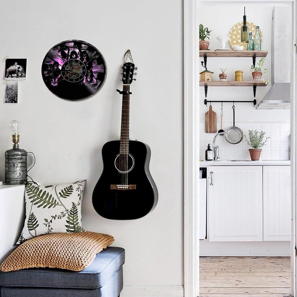 Vinyl Wandklok met KISS Thema en 7-Kleurige Nachtlamp Decoratie voor Muziekliefhebbers