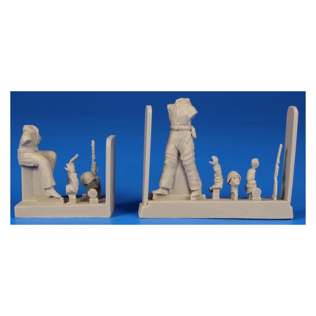 CMK Soviet Tank Desant Troops,part 2(2 Figur for a T-34 and another tanks (129-F48294)