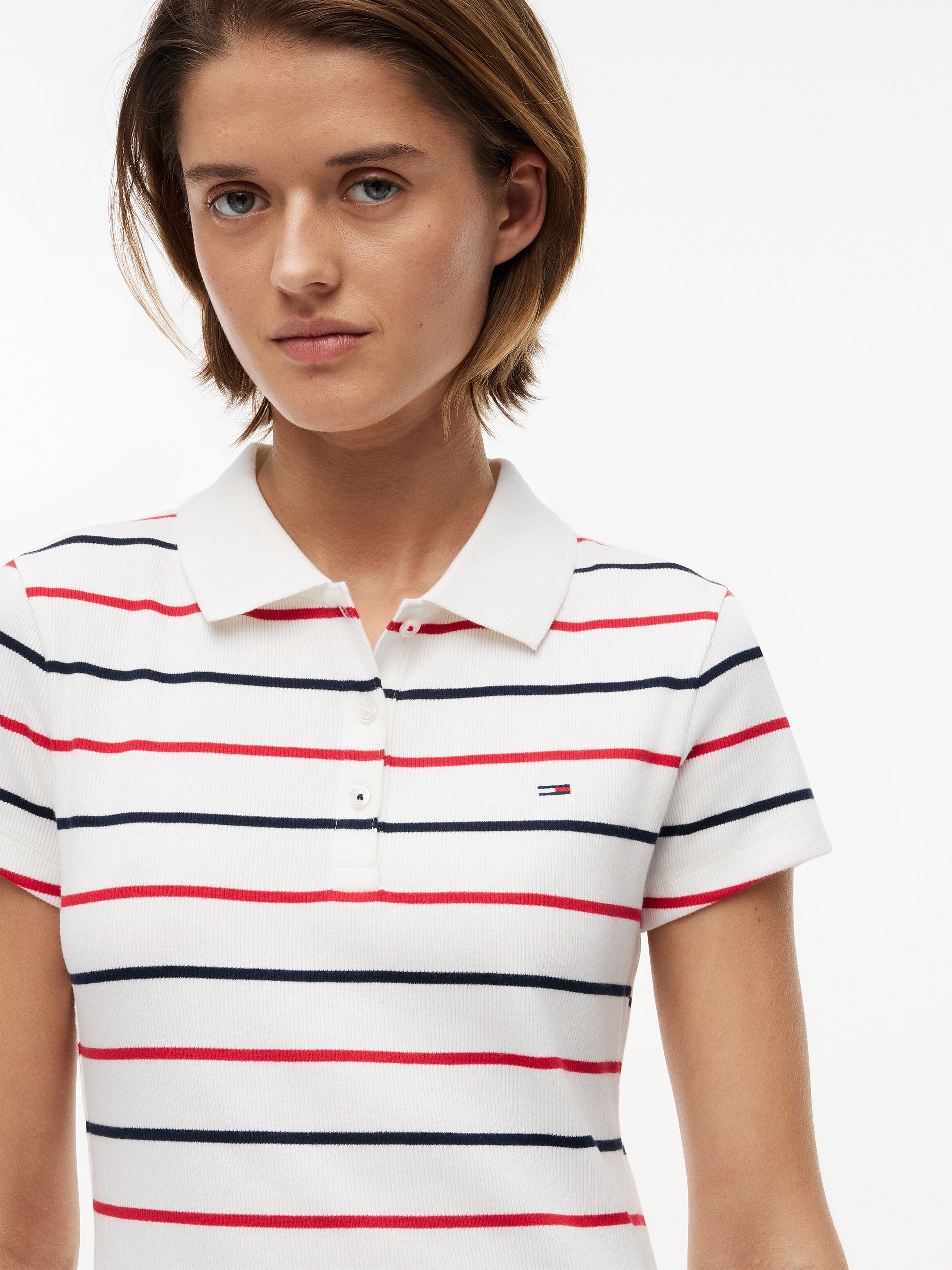 Polokleid TOMMY JEANS "TJW RIB BODYCON POLO DRESS", Damen, Gr. L (42/44), N-Gr, Kurzarm, Rippware, weiß (ecru, multi stripe), Rippware, Obermaterial: 95% Baumwolle, 5% Elasthan, gestreift, figurbetont, Kleider Polokleid, Baumwollmischung, figurbetont, in 
