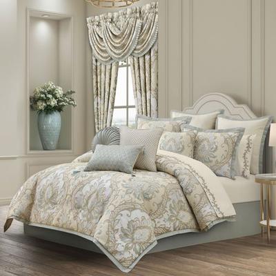 J Queen New York, Inc. Rita Comforter Set Champagne, Queen, Champagne