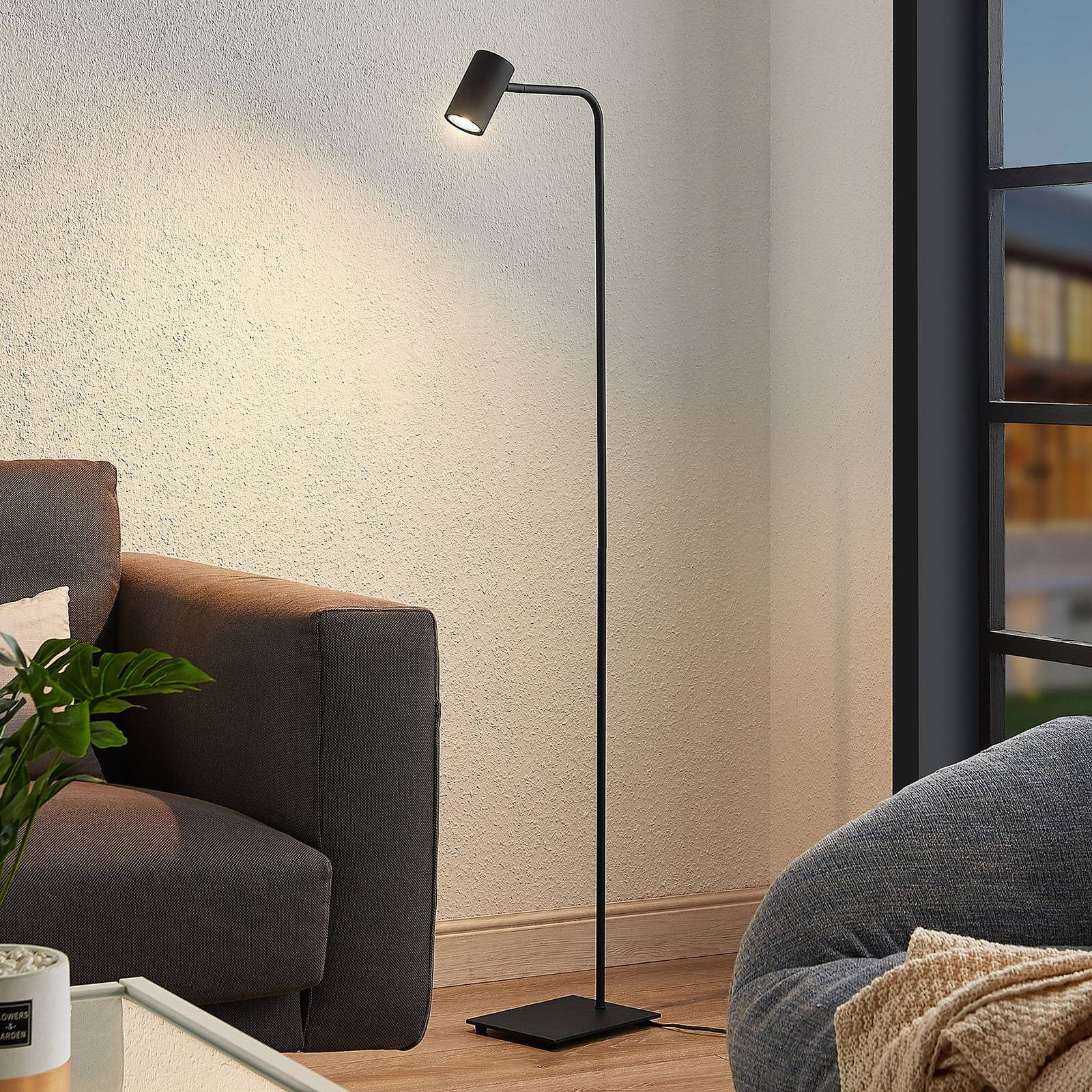 Lindby Moderne Vloerlamp Zwart Metaal voor Woon- en Eetkamer
