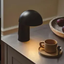 Design For The People Faye Portable Table Lamp Black – kabellose Designer-Tischleuchte von Charlotte Høncke