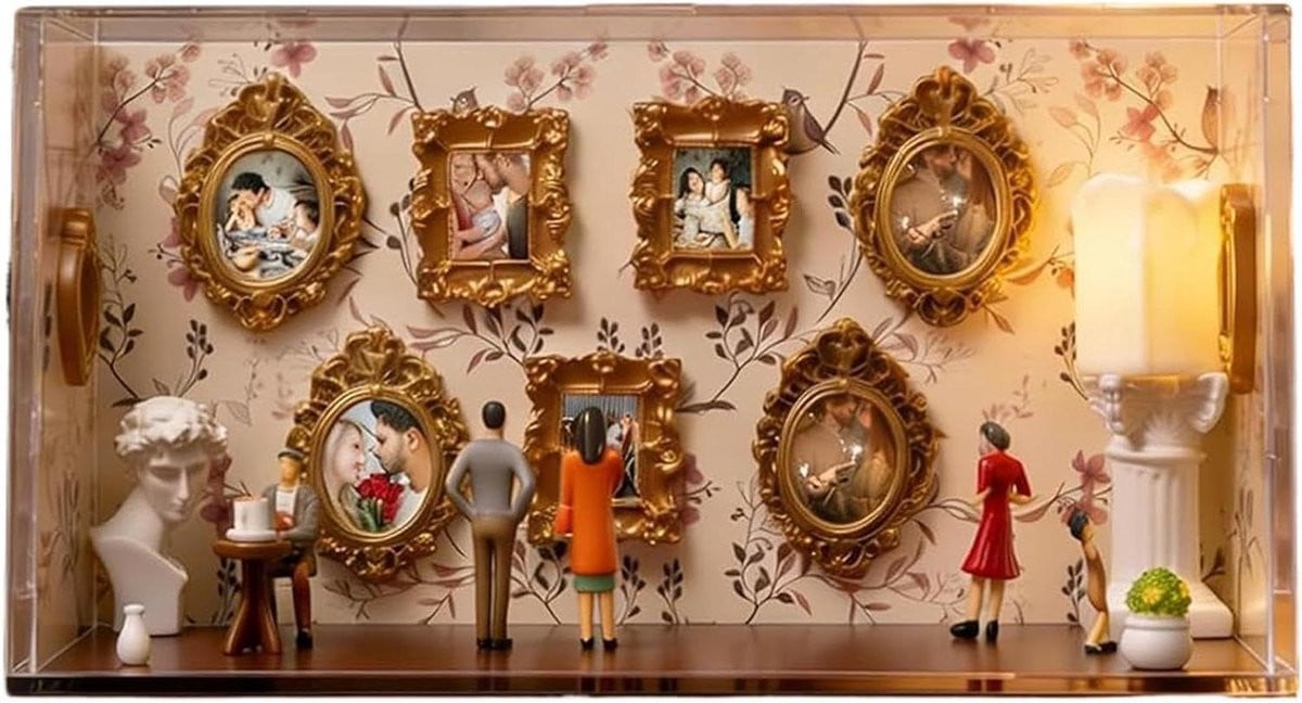 Mini Museum Vitrine Doe-het-zelf Lijst Knutseldoos met Verlichting - Goud - B: 338 cm, D: 177 cm