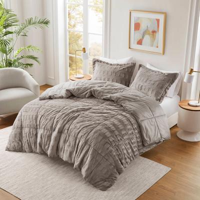 Madison Park Gia Back Print Long Fur Comforter Set