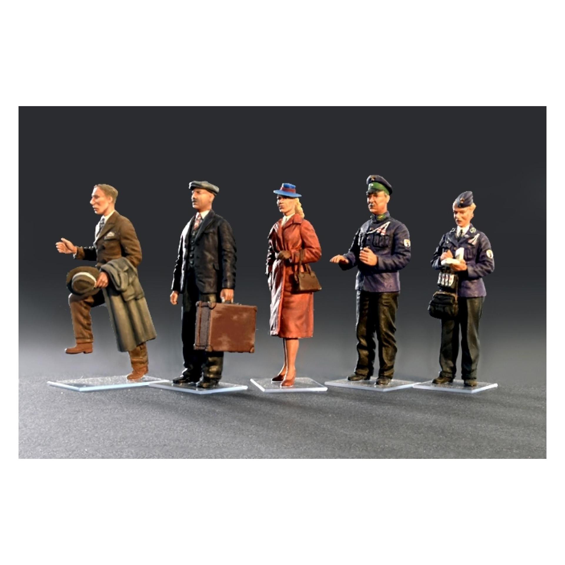 Mini art Tram Crew with Passengers (38007)