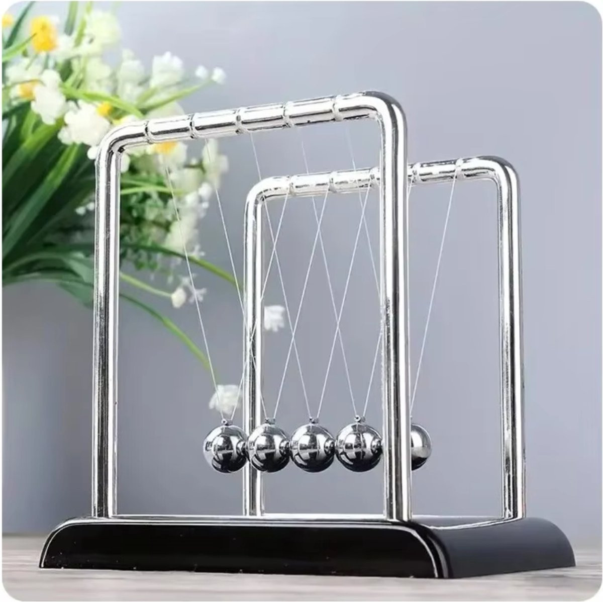 Newton Cradle Pendel Zwart Bureau Accessoire
