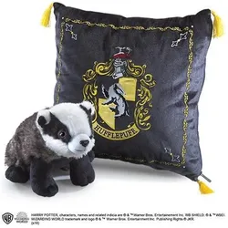 Noble Collection Harry Potter: Hufflepuff mit Dachs (25 cm)