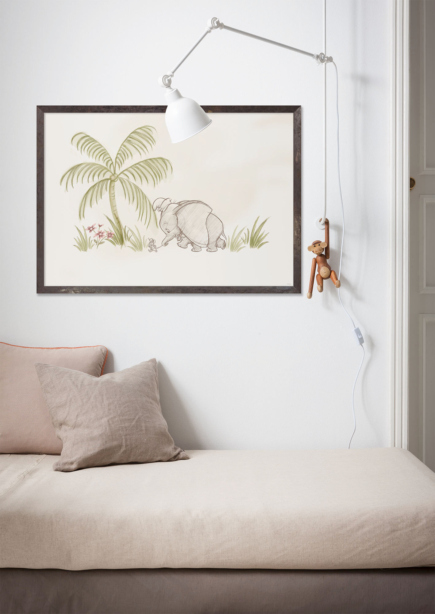 Wandbild KOMAR "Follow me Dumbo", beige (farbe bild(er): pastell), Disney, 1 Stk., Vlies, Bilder, Wandbild, 50 x 40 cm (Breite x Höhe) - Kinderzimmer, Dekoration farbe bild(er): pastell Disney, 1 Stk.