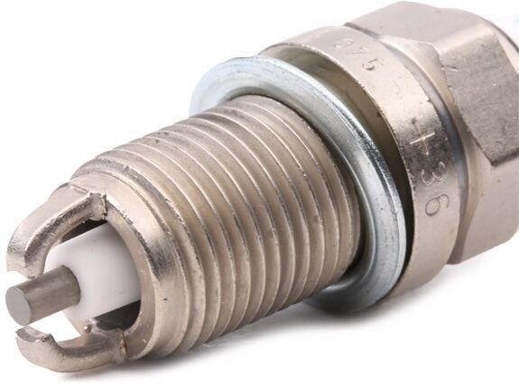 Bosch 0 242 229 782 Spark plug