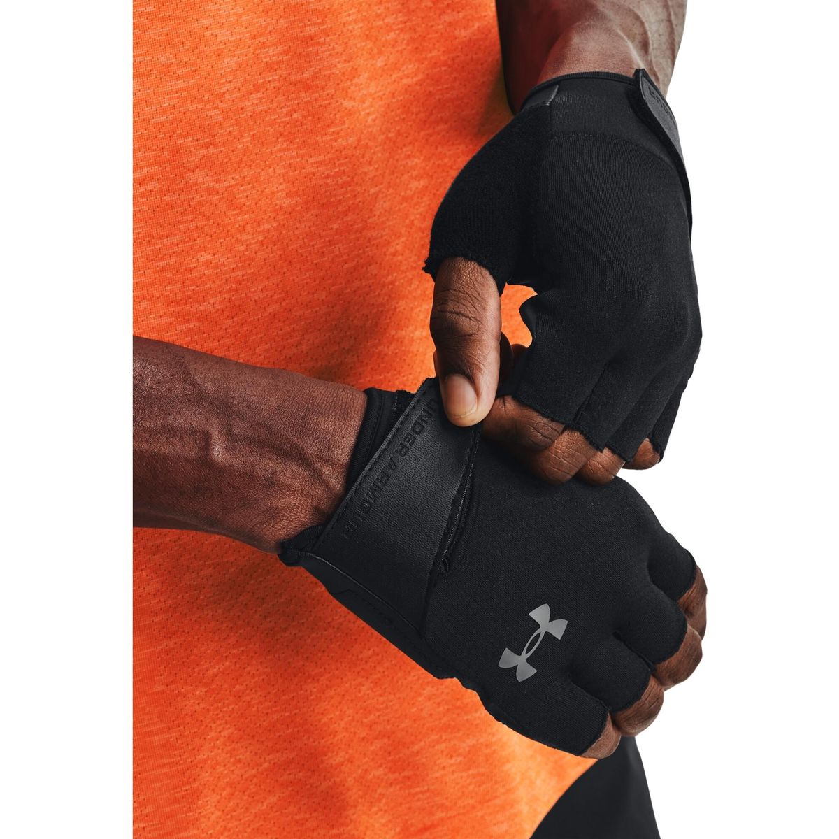 Under Armour M Training Gloves black pitch gray (001) M 1369826-001-MD