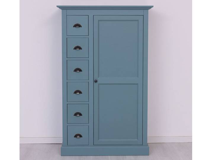 blauer Schubladenschrank im Landhausstil