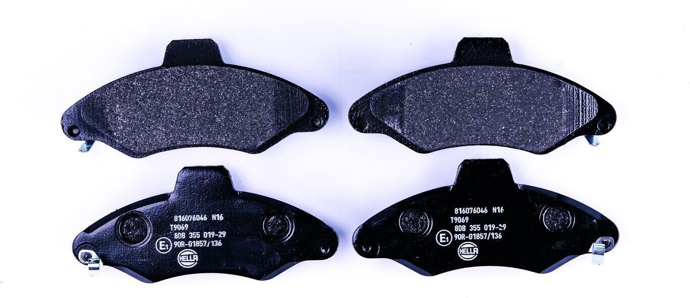 HELLA 8DB 355 019-291 Bremsbeläge