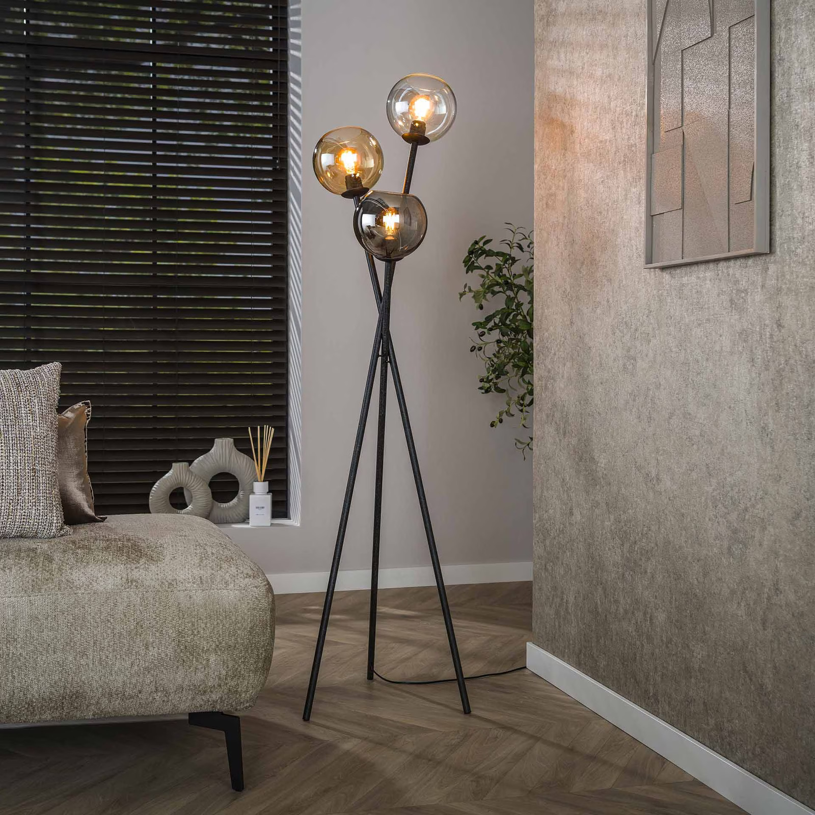 LifestyleFurn Vloerlamp Willaim 3-lamps - Chroom, Amber en Grijs