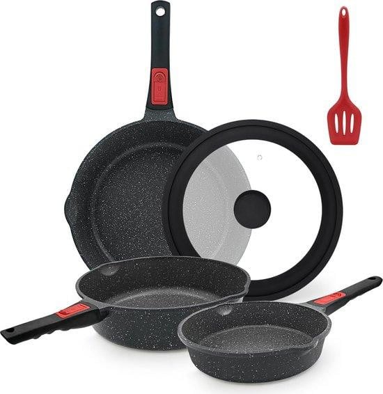 Non-stick kookset met pan, deksel en koekenpan in zwart aluminium met keramische coating
