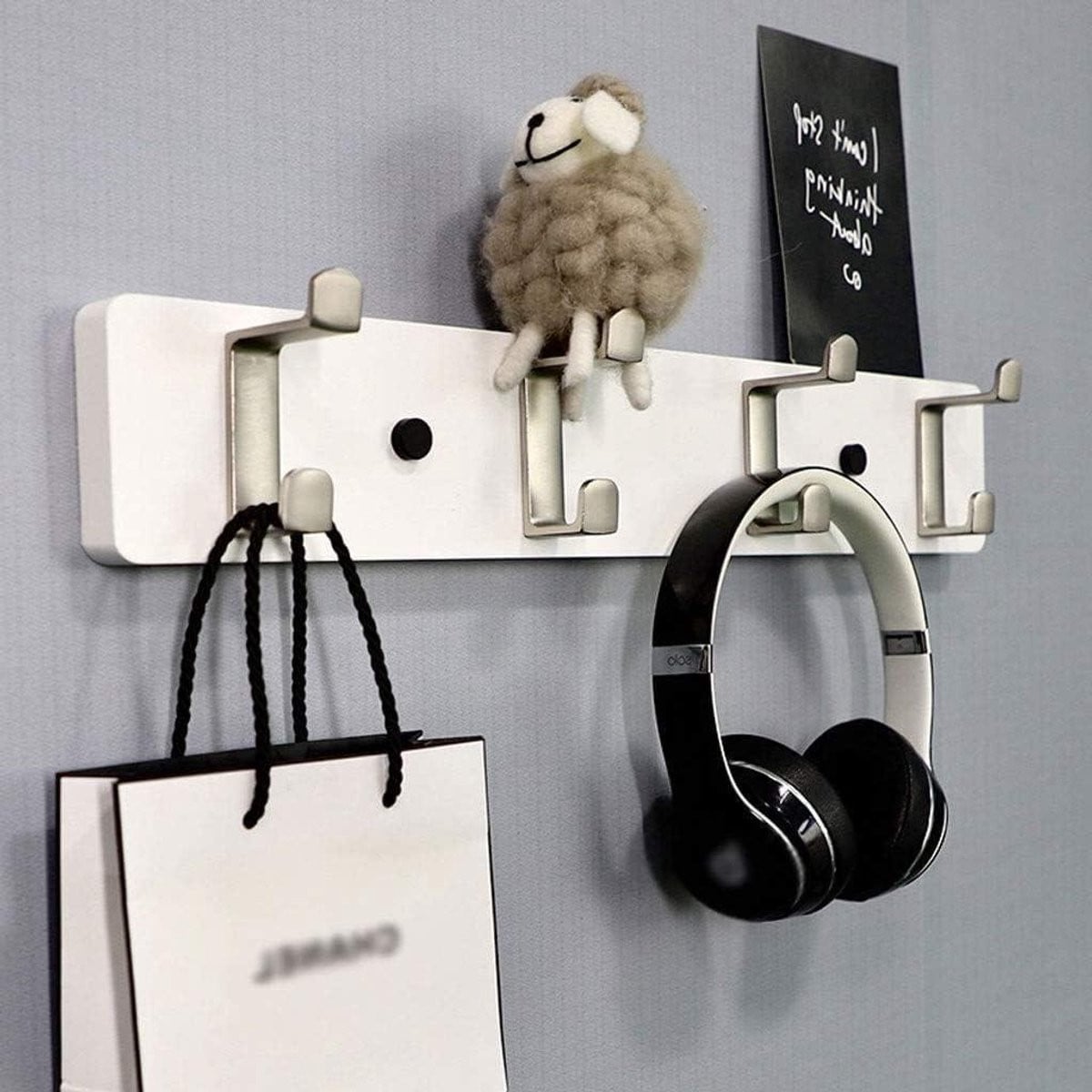Witte wandkapstok met gladde haken voor jassen en accessoires