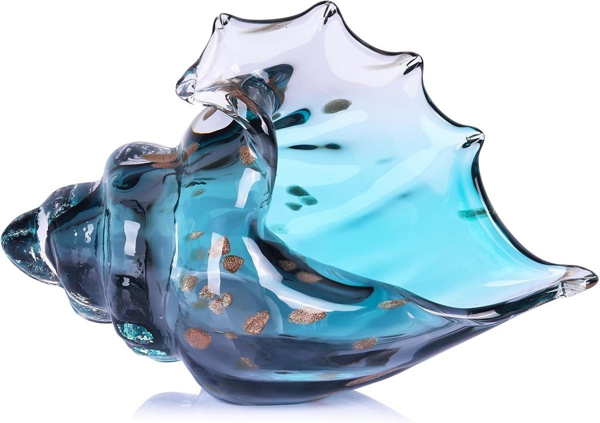 Handgeblazen glazen schelp beeldje voor een kustinterieur