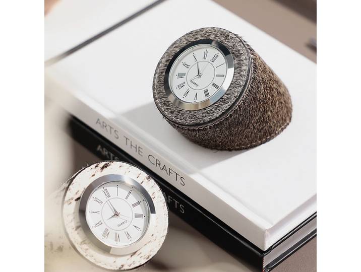 Créatif crin de cheval inclinable cylindre horloge ornement salon étude commode chambre table de nuit siège horloge reloj decorativo