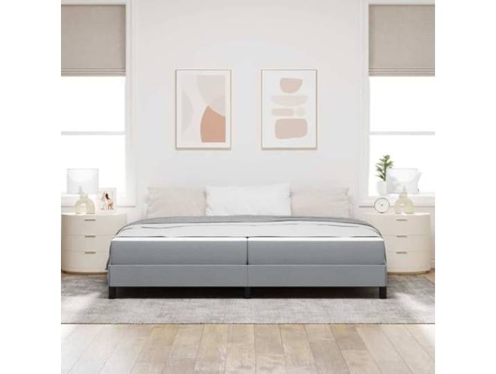 KTHLBRH Boxspringbett mit Matratze hellgrau 200 x 200 cm Stoff Technischer Holzrahmen, Taschenfedern, 280 kg Tragkraft, modernes Zimmer