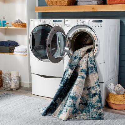 Artistic Weavers Lashmeet Machine Washable Rustic Abstract Area Rug