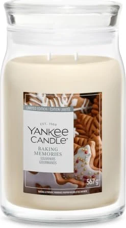 YANKEE CANDLE Signature Baking Memories 567 g