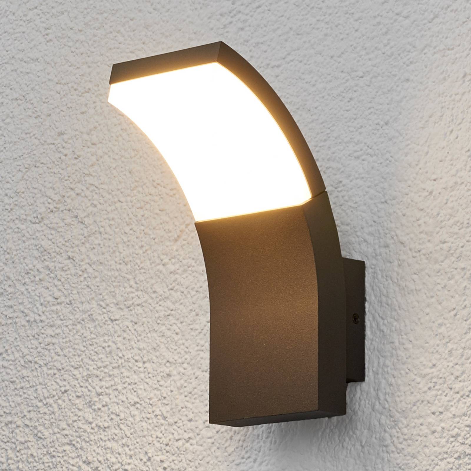 Kinkiet zewnętrzny LED Timm Lucande, czarny, aluminium, nowoczesny