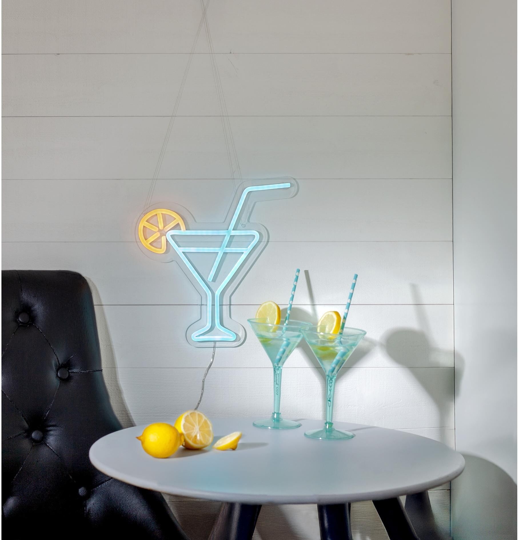 Dekoobjekt "Indoor Plexy Cocktail Indoor, Multicolor, 30 cm", blau (bunt), B/H/T: 30cm x 30cm x 1,6cm, PARFORCE TRADITIONAL HUNTING, Dekofiguren, Leuchtende Plexiglas-Dekoration Cocktail, Dekoobjekt bunt B/H/T: 30cm x 30cm x 1,6cm