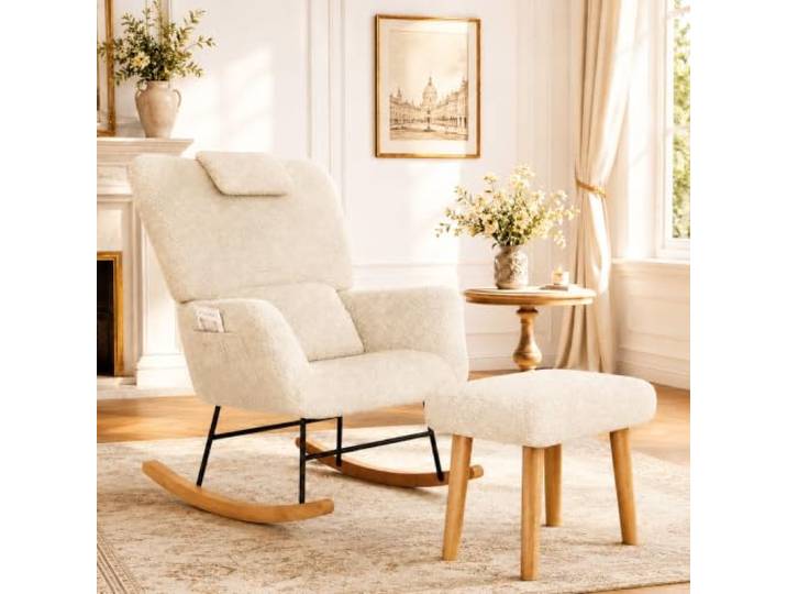 Schaukelstuhl mit Fußhocker, Relaxsessel, Lesesessel, Polstersessel (Beige) Weicher Bezug, ergonomische Rückenlehne, gepolsterte Armlehnen und stabile Holzkufen für entspanntes Sitzen
