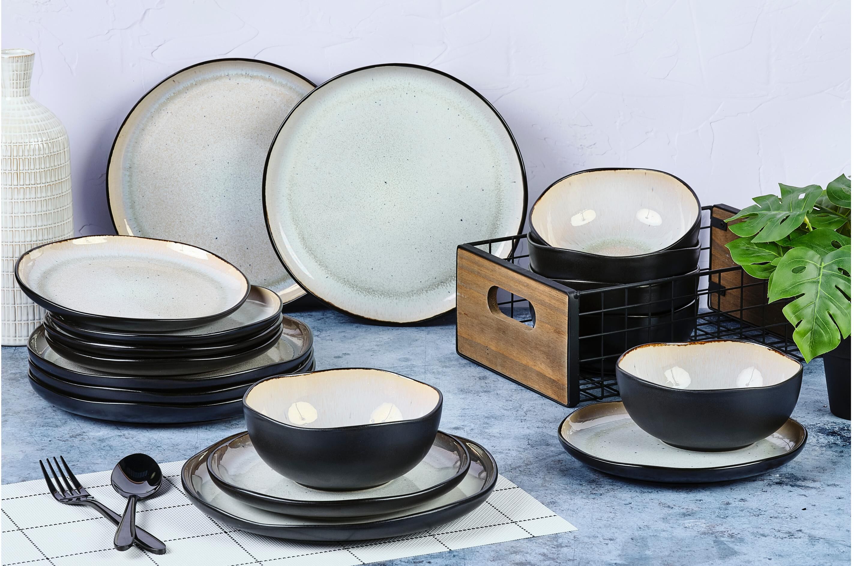 Geschirr-Set "Björn Iris 18-teilig", alt weiß, Keramik, Steinzeug, Geschirr-Sets, Geschirr-Set alt weiß Einheitsgröße