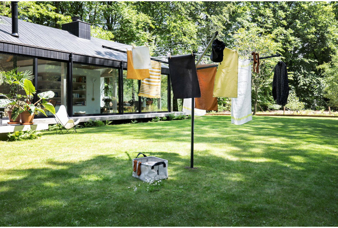 Brabantia 50 Metre Liftomatic Rotary Clothes Line with Ground Spike Anthracite 200cm H X 11cm W X 11cm D