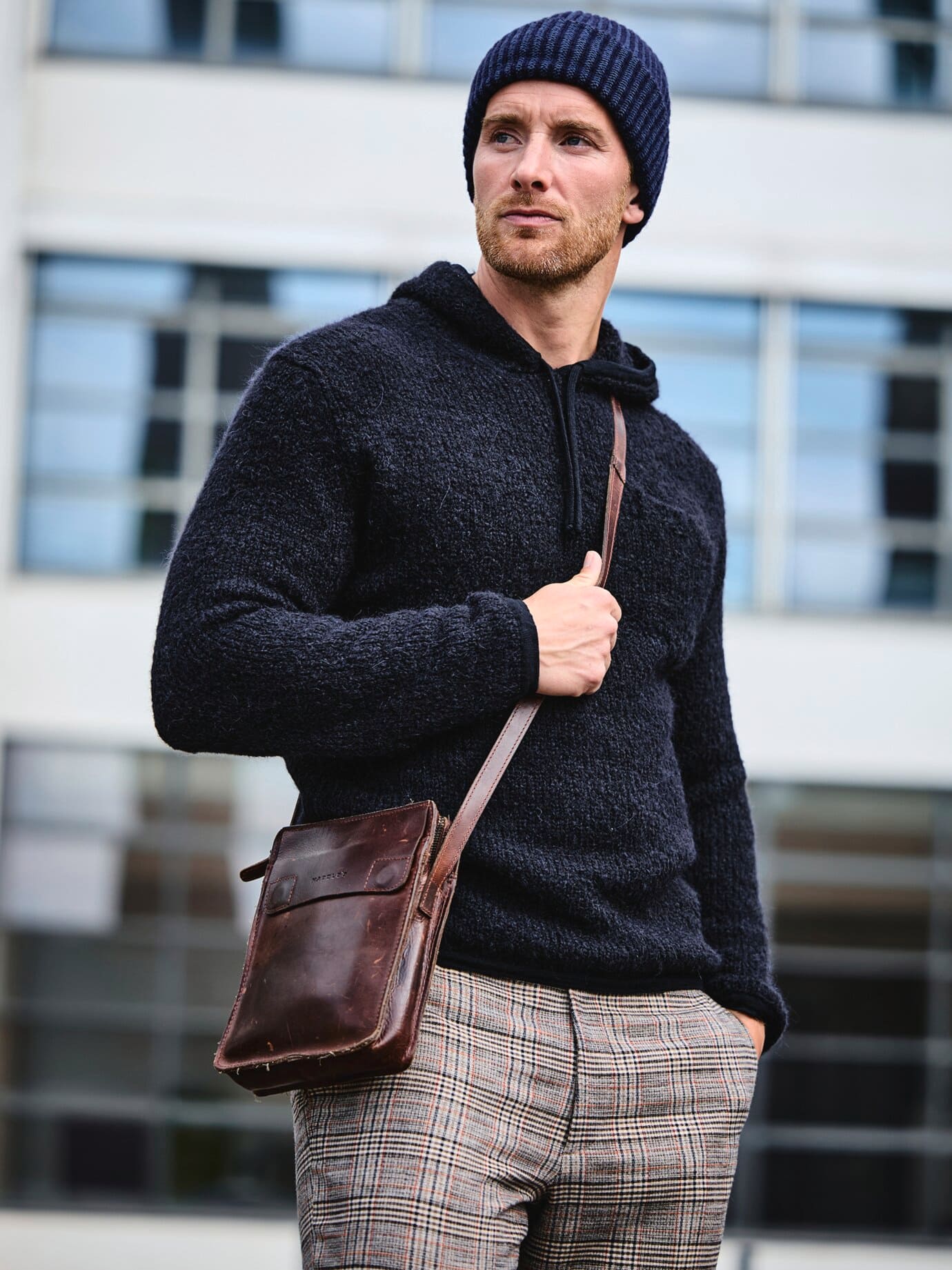 Mey & Edlich Gegen-die-Regeln-Hoodie Blau 52