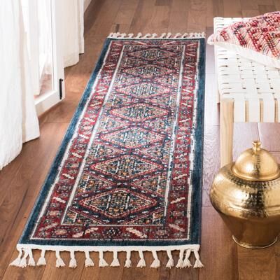 SAFAVIEH Farmhouse Linette Boho Tribal Polyester Rug