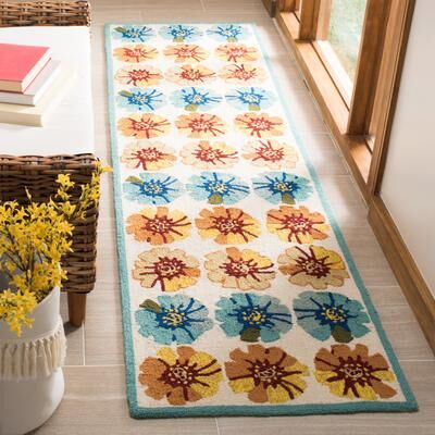 SAFAVIEH Handmade Four Seasons Danelle Floral Rug