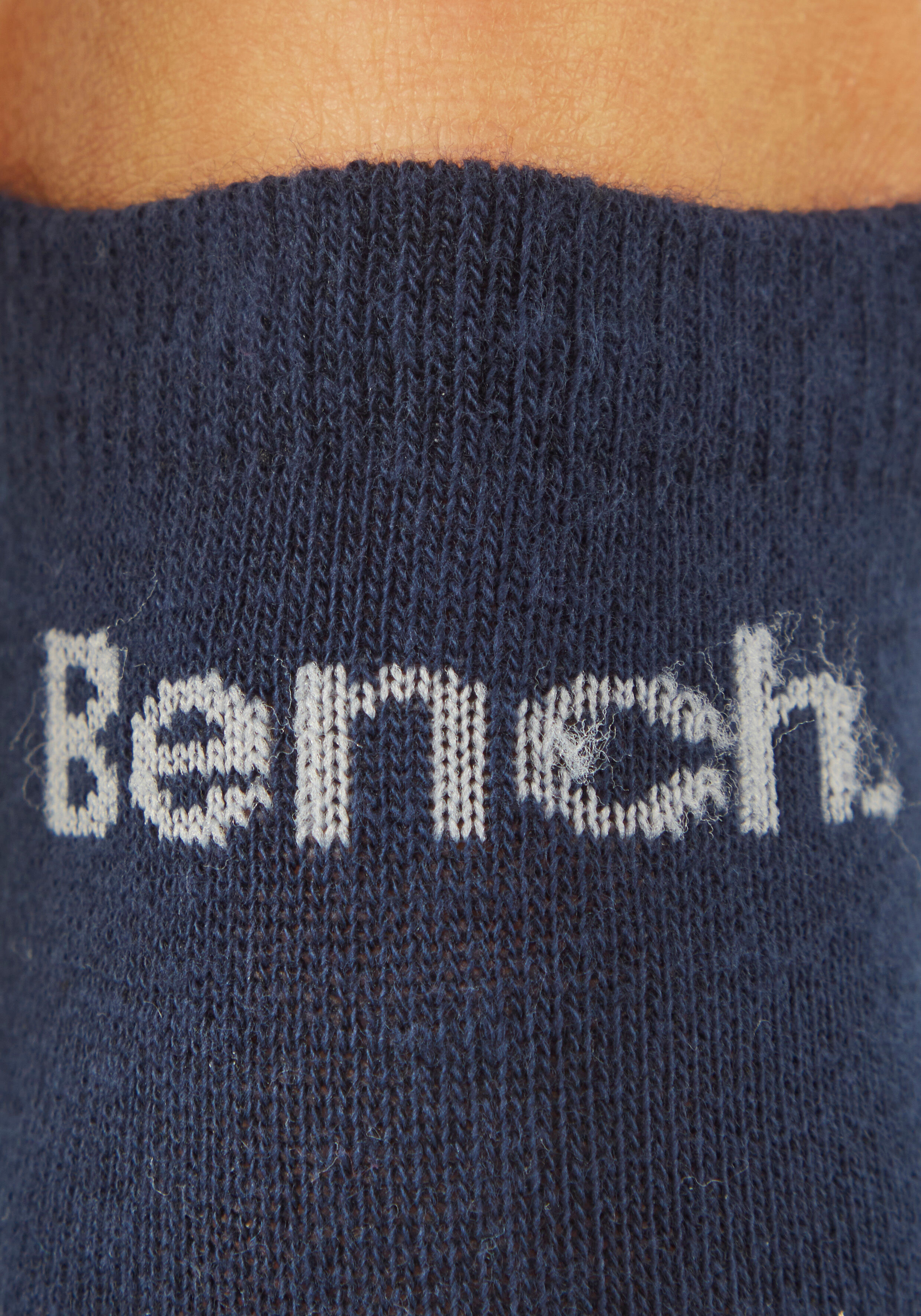 Sneakersocken BENCH. "für Damen und Herren in Baumwollmischung, für Sport und Freizeit", Damen, Gr. 39-42, blau (2x marine, 2x hellgrau meliert, 2x dunkeljeans), Baumwollmischung, elastisch, Socken Sneakersocken, mit klassischem Logoschriftzug, ohne Frott