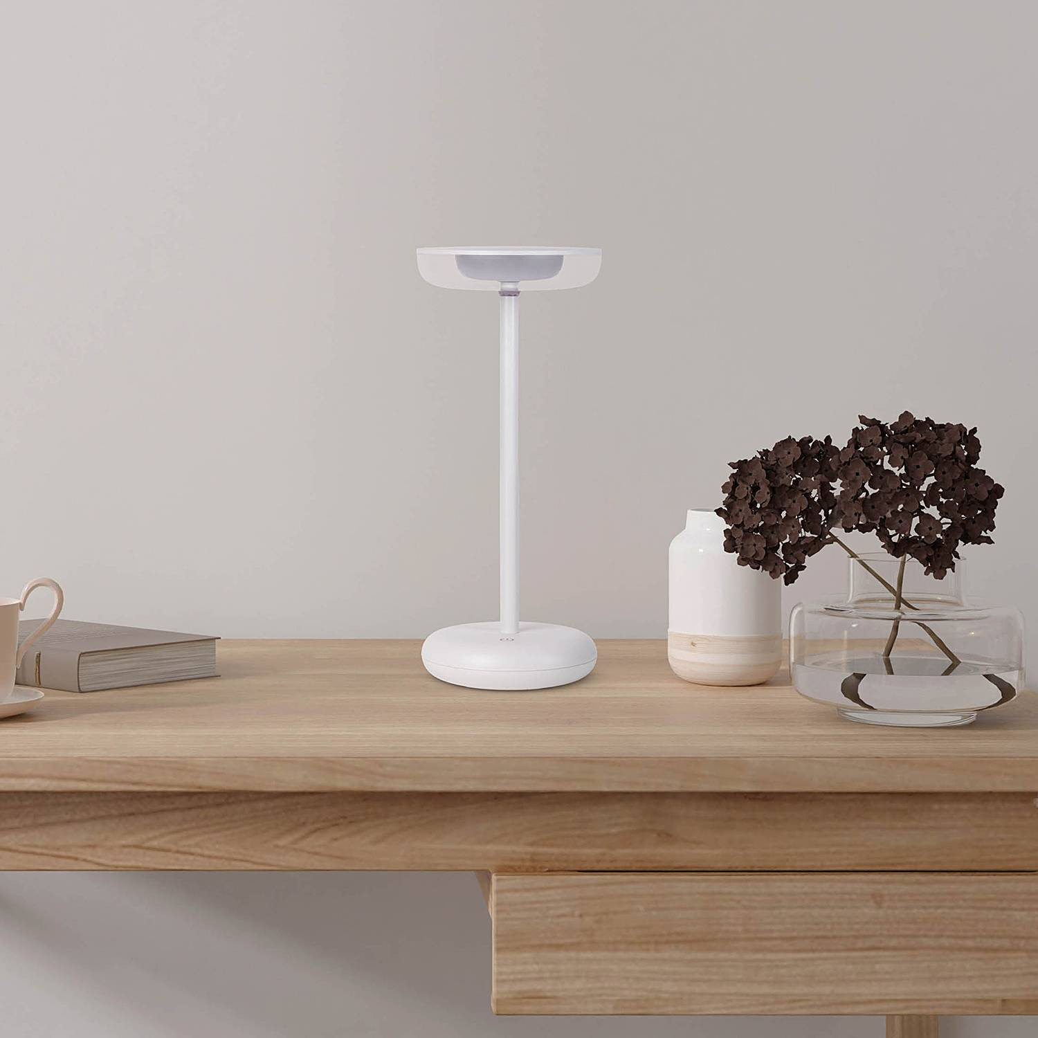 home24 LED-tafellamp Pasi wit, Ø 11 cm