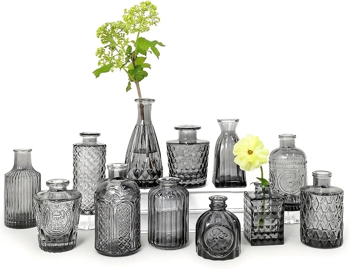 Set van glazen vazen in vintage stijl met amberkleur voor tafeldecoratie