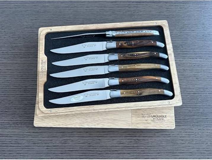 Laguiole en Aubrac Steakmesser - 6er Set - Griff Pistazien-Holz - Original Frankreich mit Zertifikat - sechs Tafelmesser