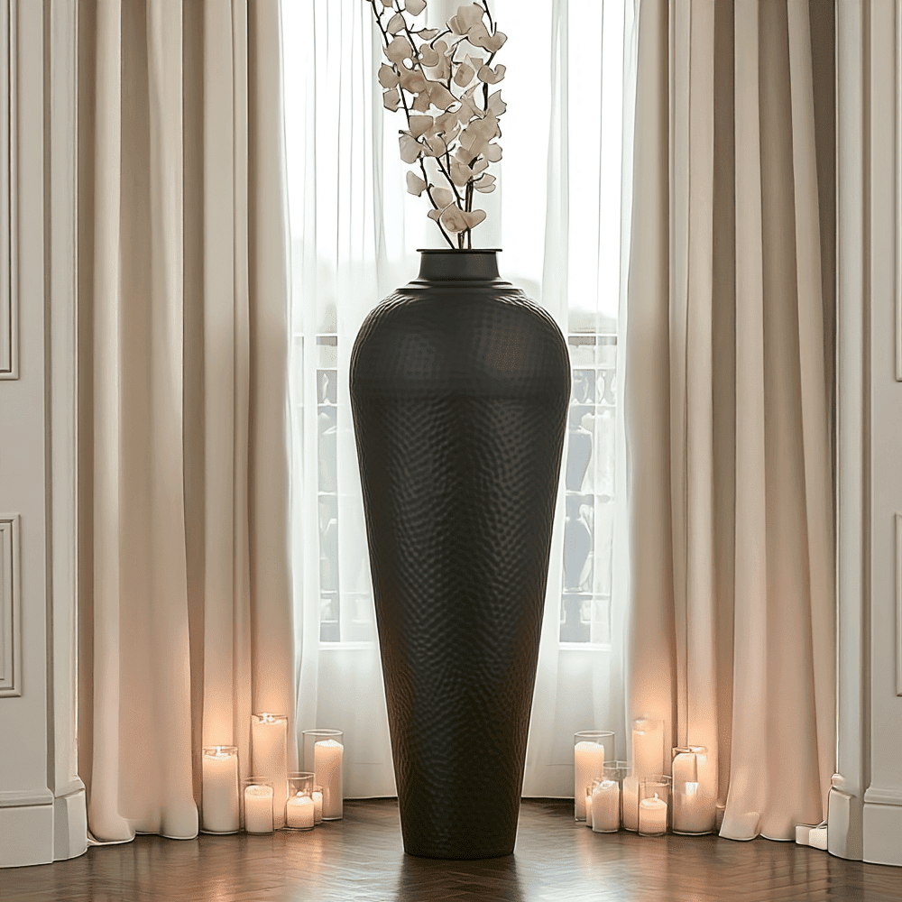 Lorén XL Matt Black Hammered Vase