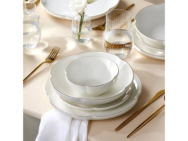 Karaca Flora Porzellan Geschirrset, 6 Personen, 24-teiliges - Elegantes Tafelservice für Genussmomente, Weiß