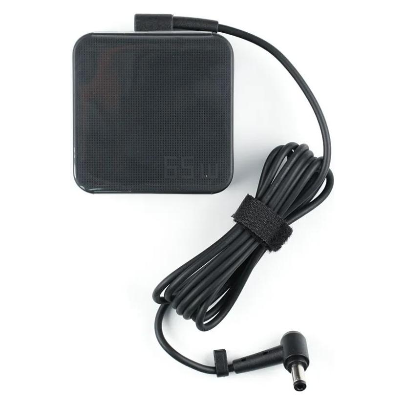 ASUS ADAPTER 65 W, 19 V, 3-polig, 5,5-mm-Stecker (65 W) (0A001-00041500)
