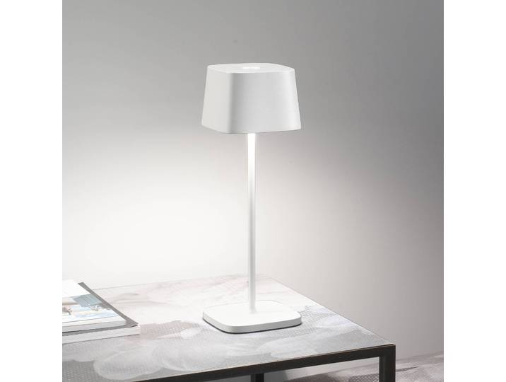 Zafferano Ofelia 3K Akku-Tischlampe IP65 weiß 3K, dimmbar, weiß / opal, für Wohn- / Esszimmer, Aluminium, Modern