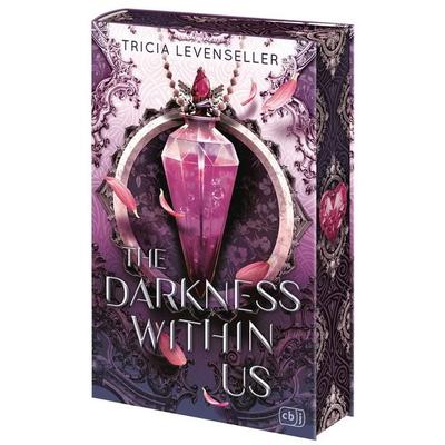 The Darkness Within Us, Gebundene Ausgabe von Tricia Levenseller, CBJ, 978-3-570-16761-8